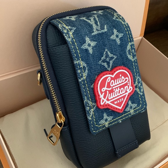 NWT Louis Vuitton Denim & Leather Double Phone Pouch - Picture 6 of 16